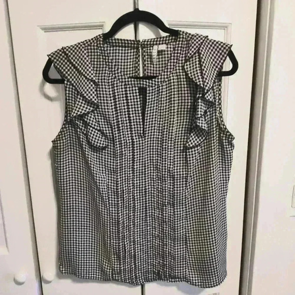 Elle black and white gingham check top | ruffle capped sleeves | size Medium - Picture 1 of 5